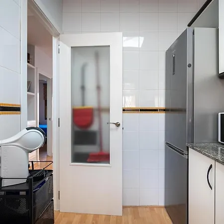 公寓 At156 Pool, Airco, 5 Min From The *